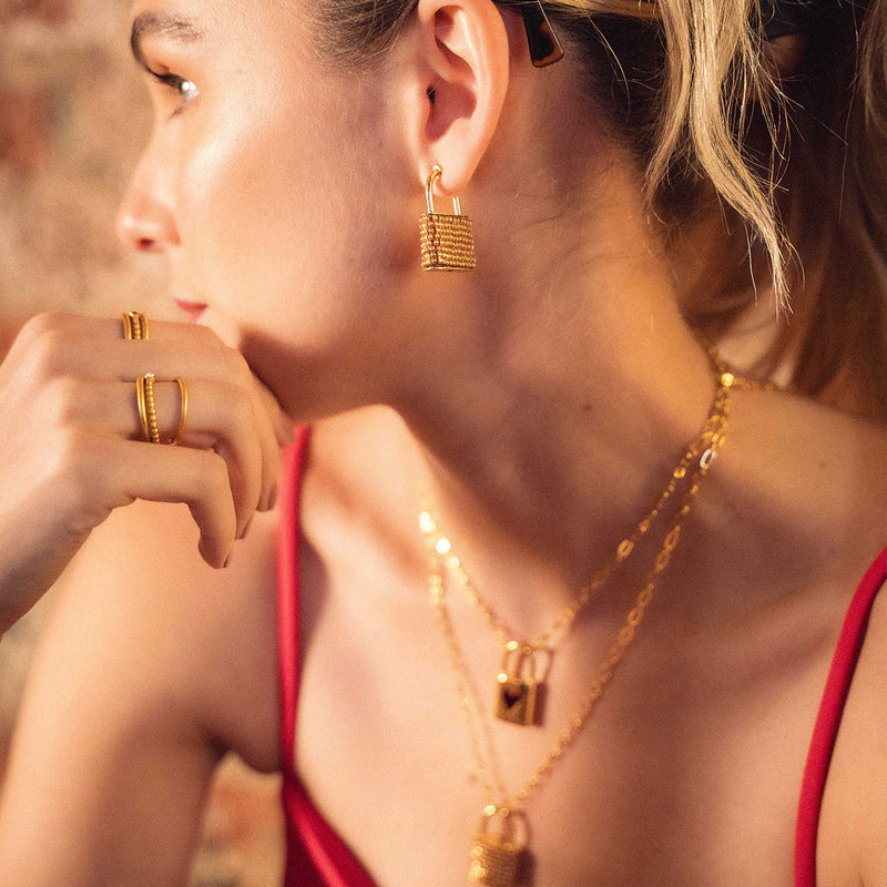 ARETES CANDADITOS