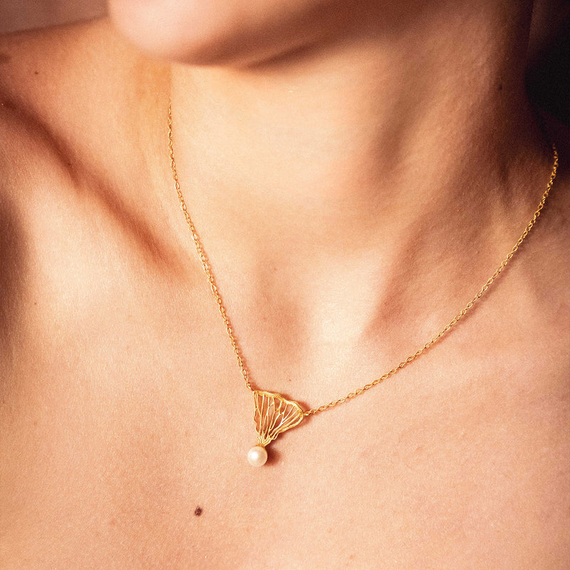 COLLAR BUTTERFLY PEQUENO