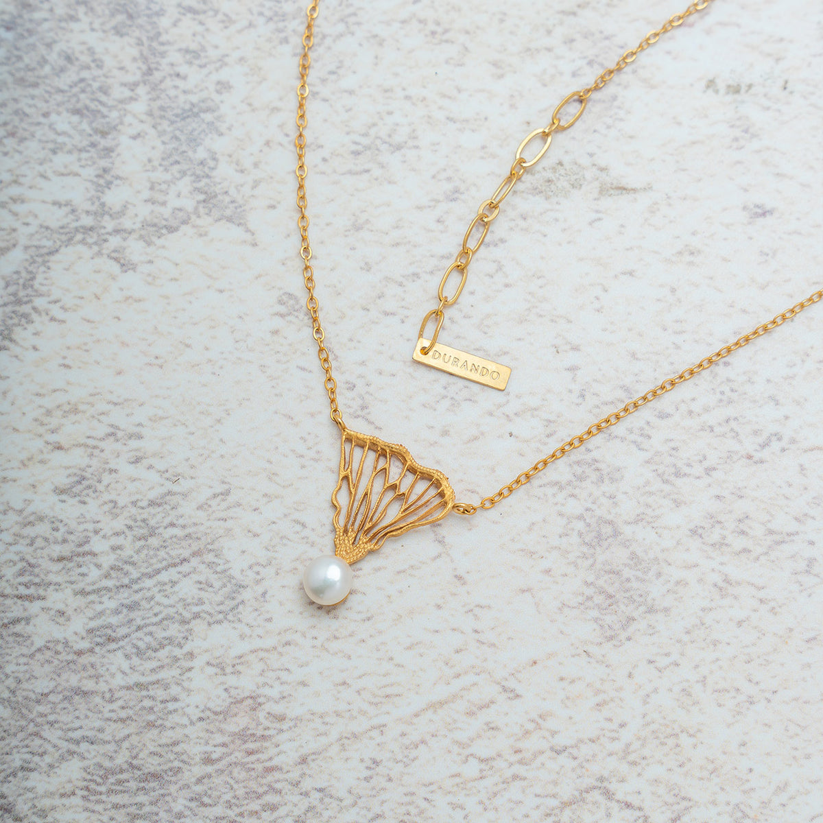 COLLAR BUTTERFLY PEQUENO