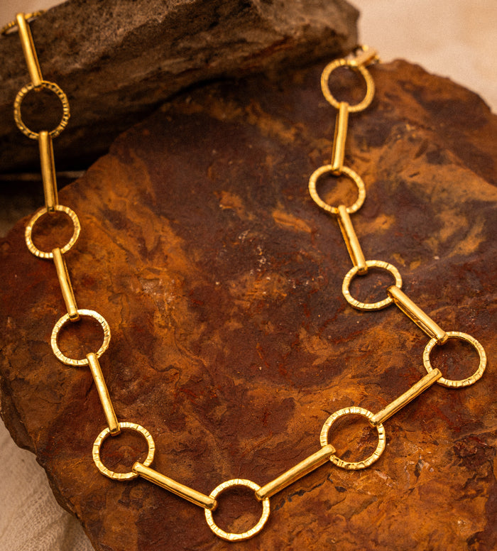 COLLAR HORIZONTE CORTO
