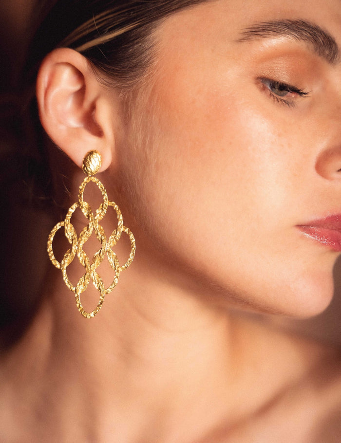 Aretes Crops Circle Chandelier - Modelo