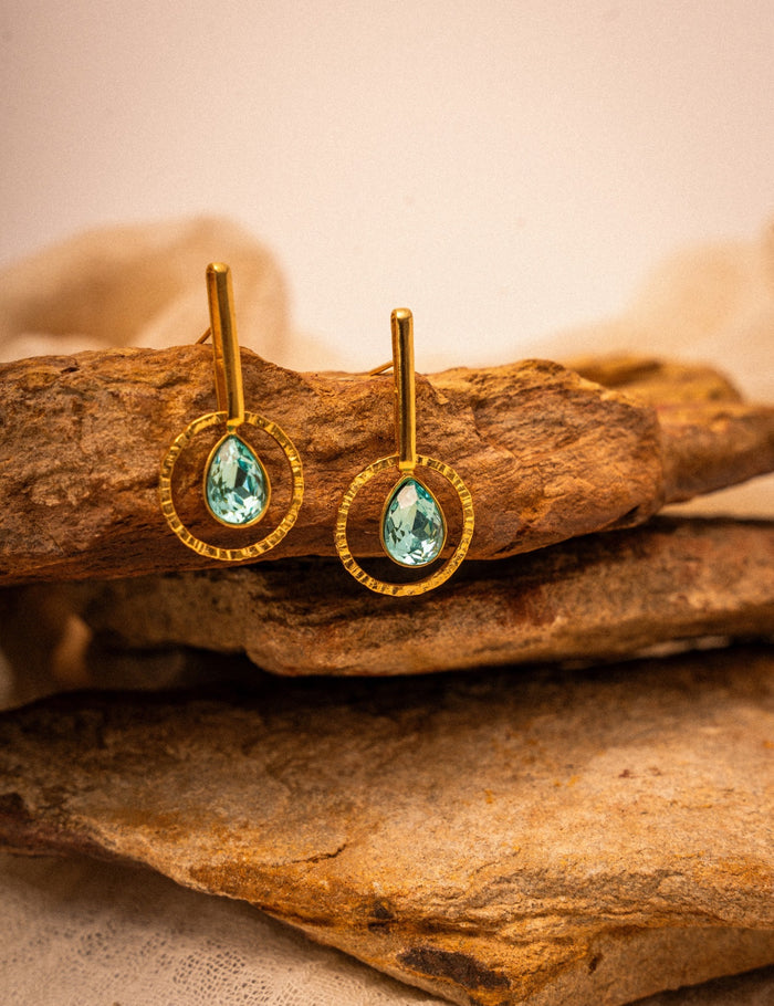 Aretes Horizonte Cristal Azul - Still Life